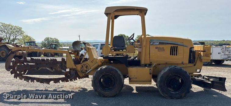 image for item OB9638 2007 Vermeer RT1250 trencher