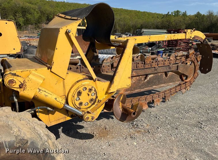 image for item OB9638 2007 Vermeer RT1250 trencher