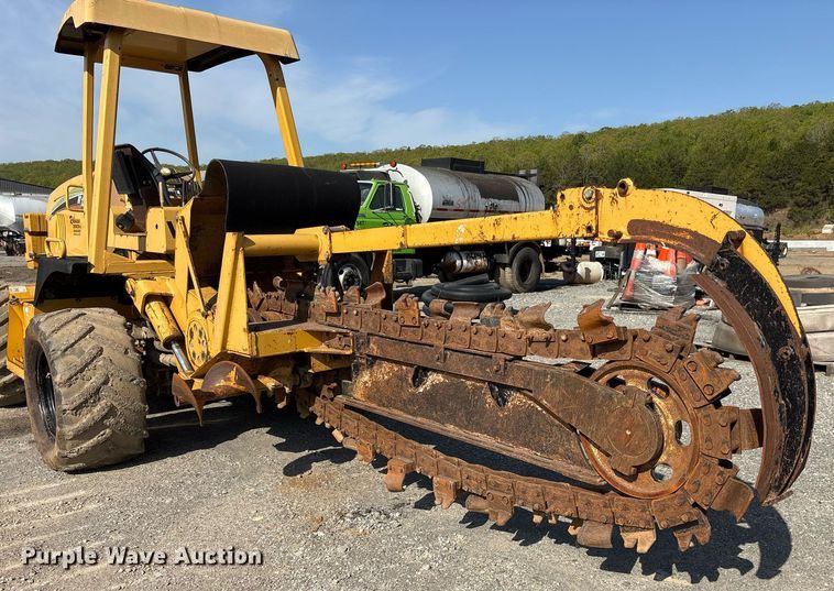 image for item OB9638 2007 Vermeer RT1250 trencher