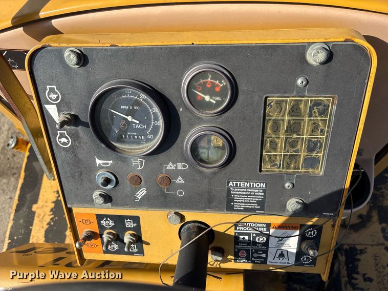 image for item OB9638 2007 Vermeer RT1250 trencher