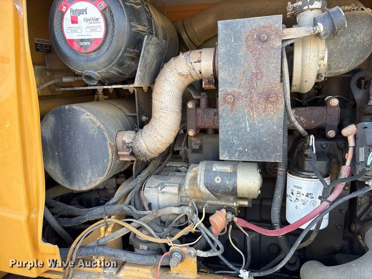 image for item OB9638 2007 Vermeer RT1250 trencher