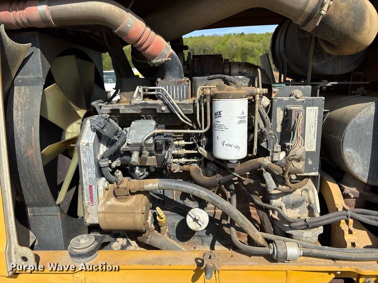 image for item OB9638 2007 Vermeer RT1250 trencher