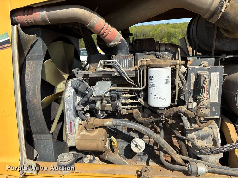 image for item OB9638 2007 Vermeer RT1250 trencher