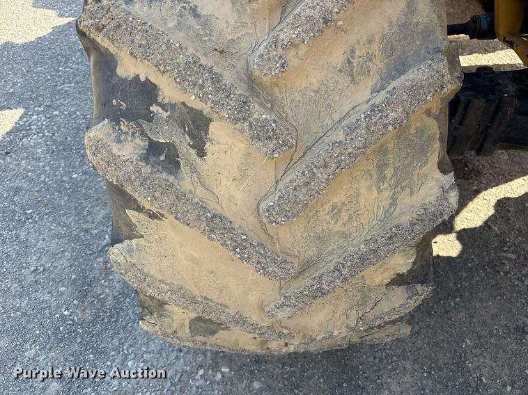 image for item OB9638 2007 Vermeer RT1250 trencher