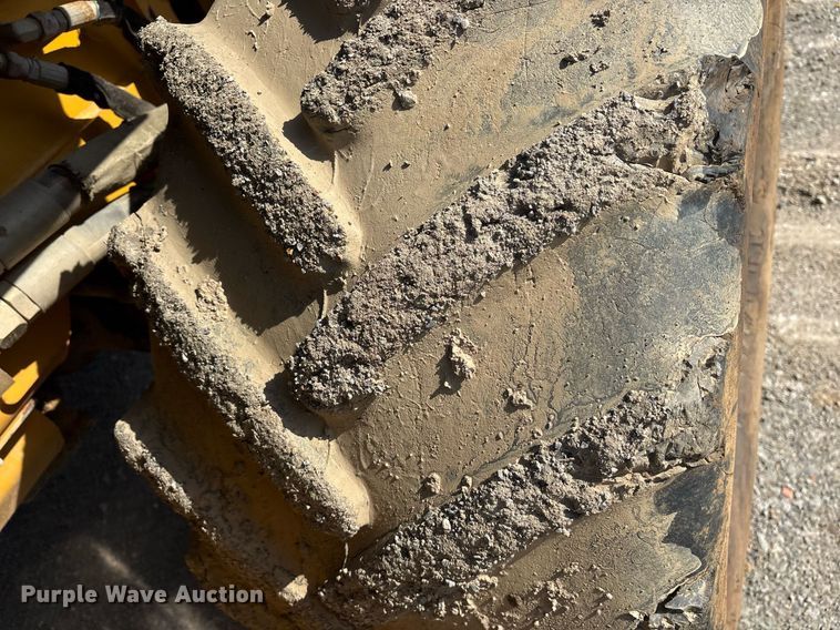 image for item OB9638 2007 Vermeer RT1250 trencher