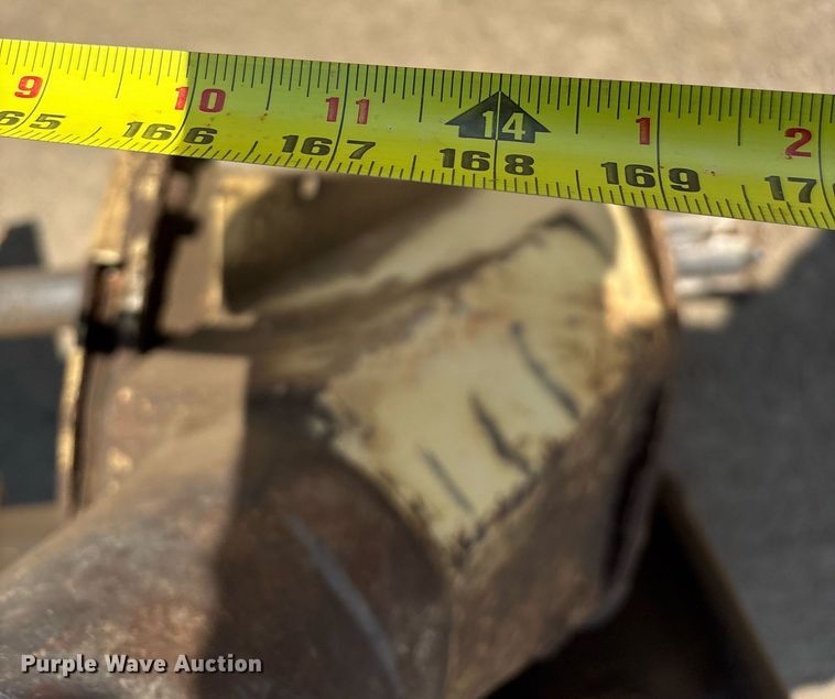 image for item OB9639 Ingersoll Rand ECM-680 crawler drill