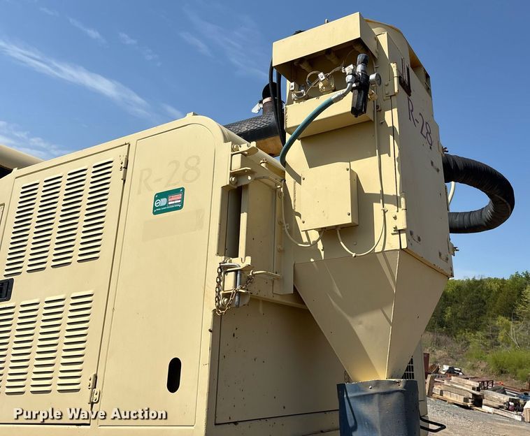 image for item OB9639 Ingersoll Rand ECM-680 crawler drill