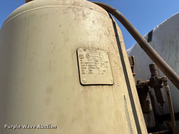 image for item OB9639 Ingersoll Rand ECM-680 crawler drill