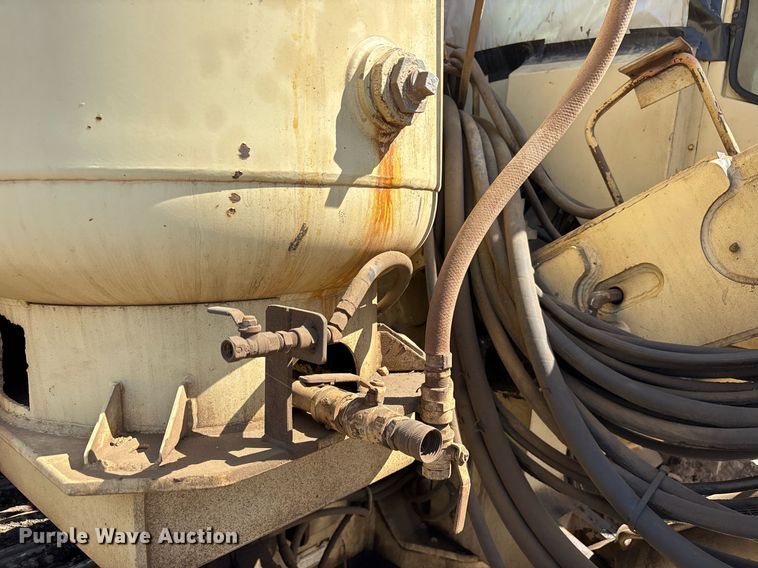 image for item OB9639 Ingersoll Rand ECM-680 crawler drill