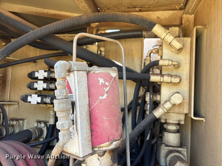 image for item OB9639 Ingersoll Rand ECM-680 crawler drill