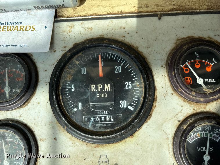 image for item OB9639 Ingersoll Rand ECM-680 crawler drill