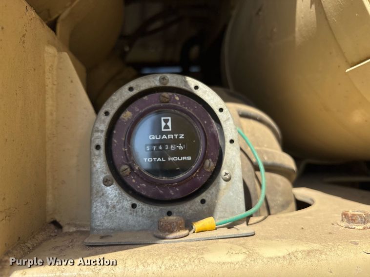 image for item OB9639 Ingersoll Rand ECM-680 crawler drill