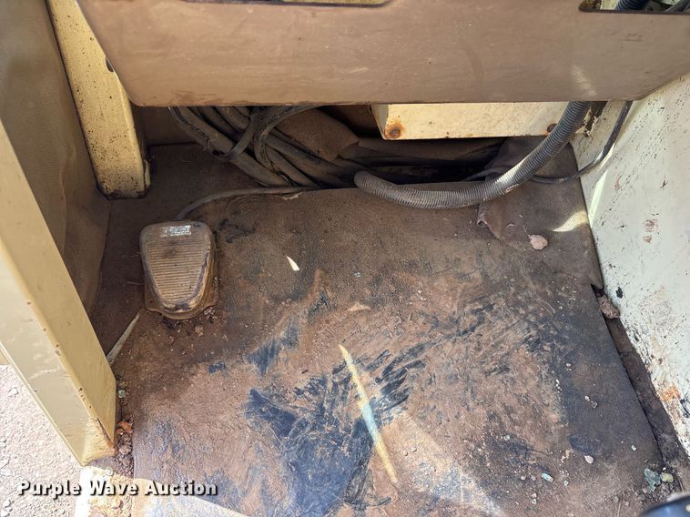 image for item OB9639 Ingersoll Rand ECM-680 crawler drill