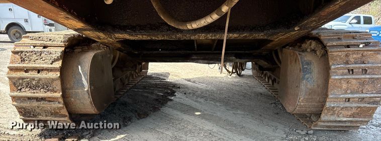 image for item OB9640 Ingersoll Rand ECM-680 crawler drill