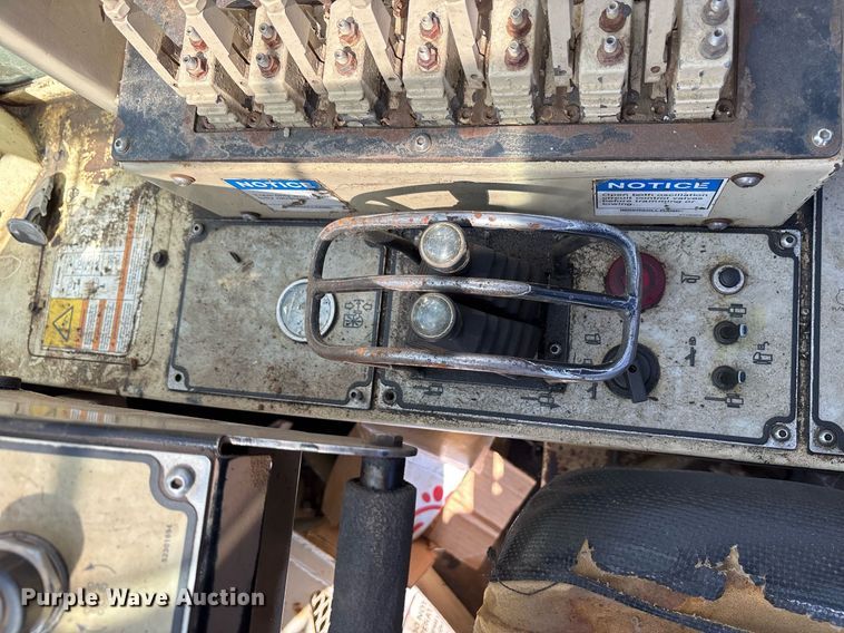 image for item OB9641 Ingersoll Rand ECM-680 crawler drill