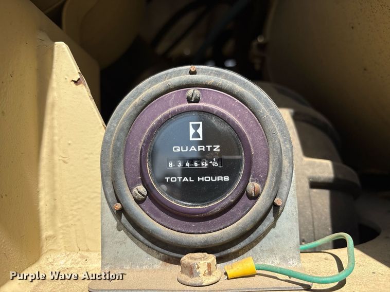 image for item OB9641 Ingersoll Rand ECM-680 crawler drill