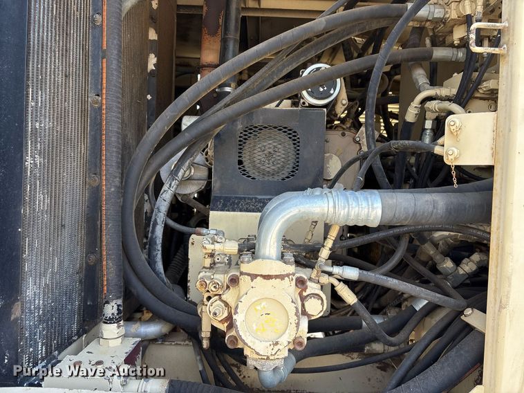 image for item OB9641 Ingersoll Rand ECM-680 crawler drill