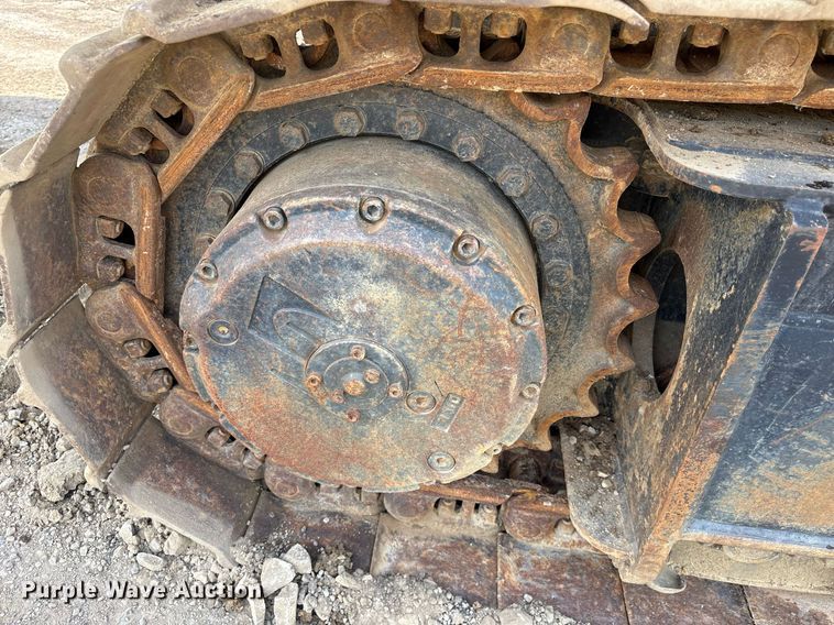 image for item OB9641 Ingersoll Rand ECM-680 crawler drill