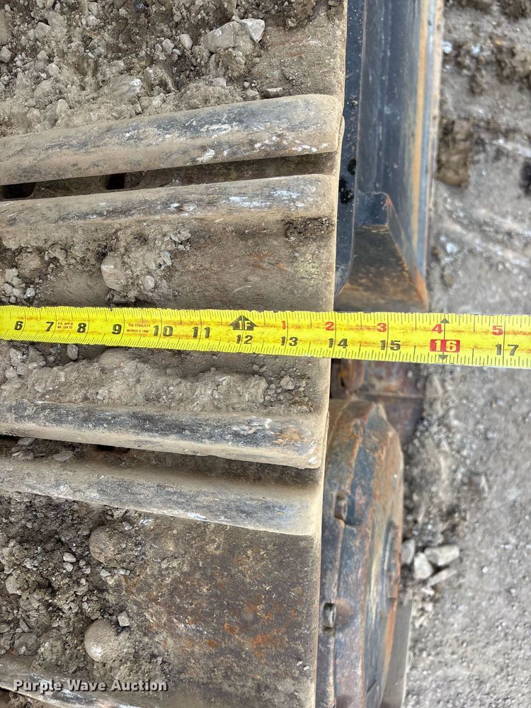 image for item OB9641 Ingersoll Rand ECM-680 crawler drill