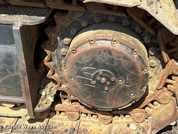 image for item OB9641 Ingersoll Rand ECM-680 crawler drill