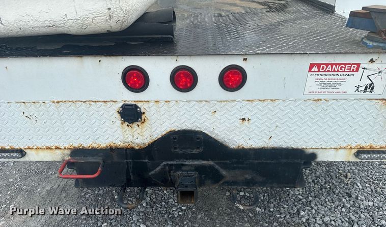 image for item YA0388 2015 Dodge Ram 5500 bucket truck