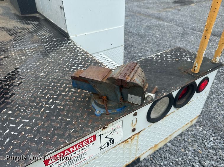 image for item YA0388 2015 Dodge Ram 5500 bucket truck