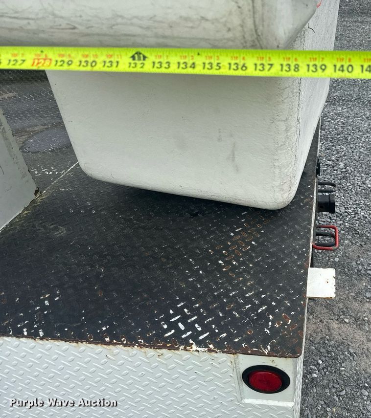 image for item YA0388 2015 Dodge Ram 5500 bucket truck