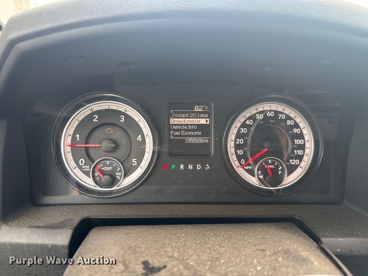 image for item YA0388 2015 Dodge Ram 5500 bucket truck