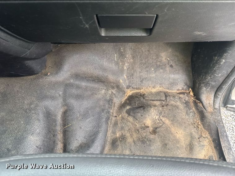 image for item YA0388 2015 Dodge Ram 5500 bucket truck