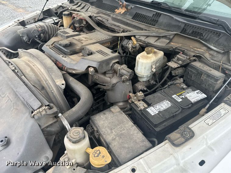 image for item YA0388 2015 Dodge Ram 5500 bucket truck