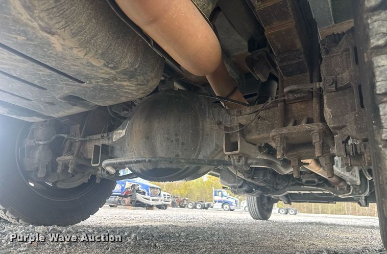 image for item YA0388 2015 Dodge Ram 5500 bucket truck