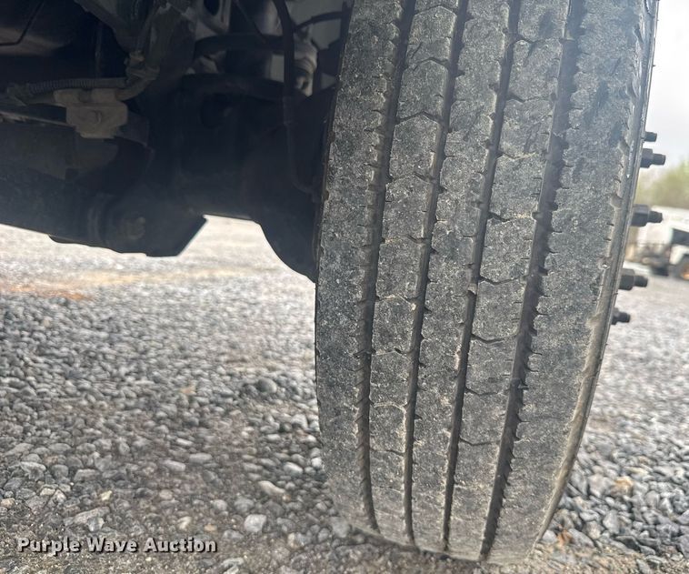 image for item YA0388 2015 Dodge Ram 5500 bucket truck