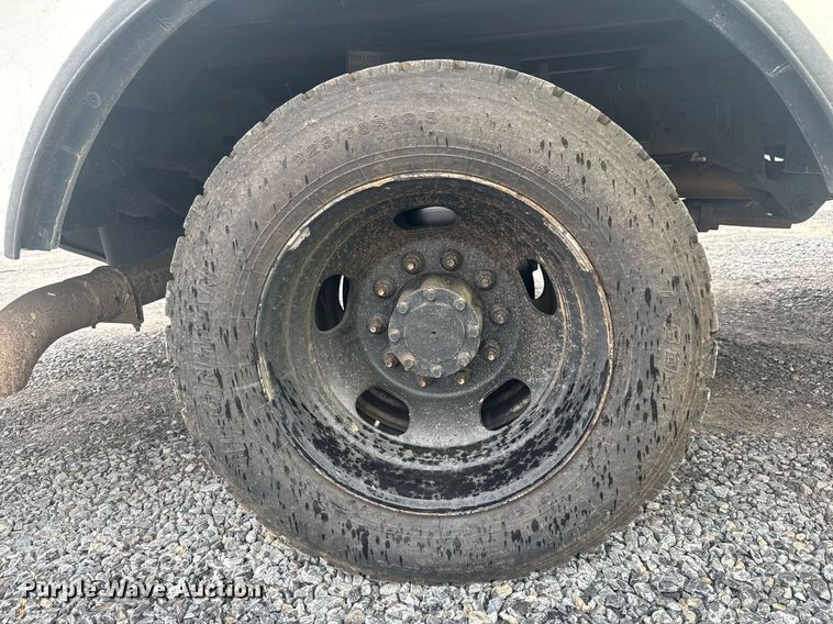 image for item YA0388 2015 Dodge Ram 5500 bucket truck