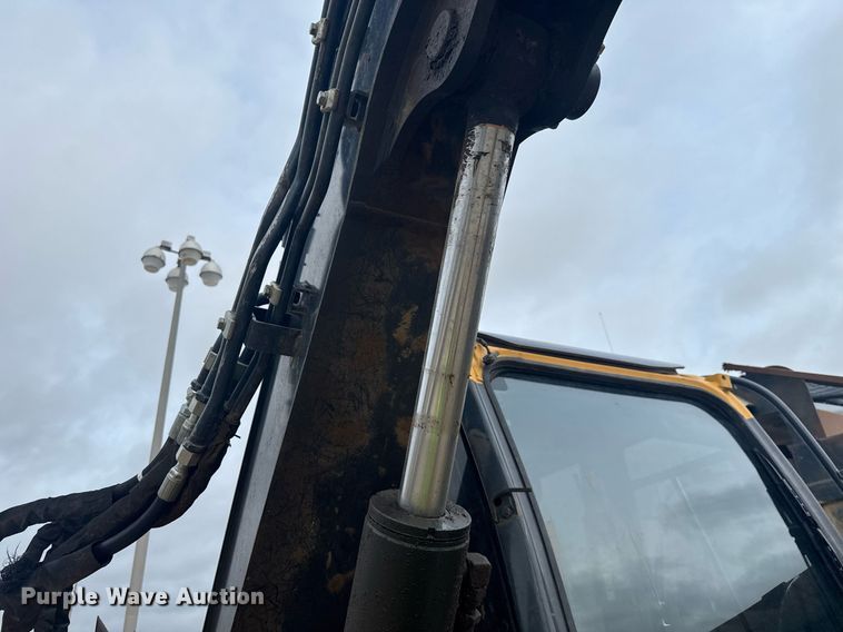 image for item YA0438 2019 John Deere 75G excavator