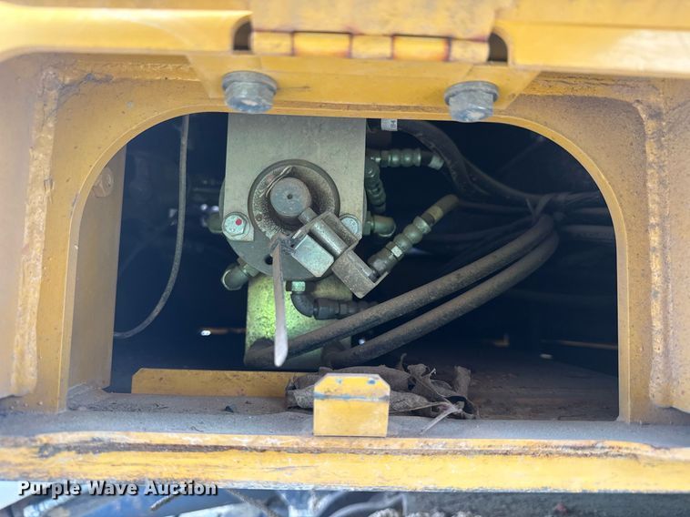 image for item YA0438 2019 John Deere 75G excavator