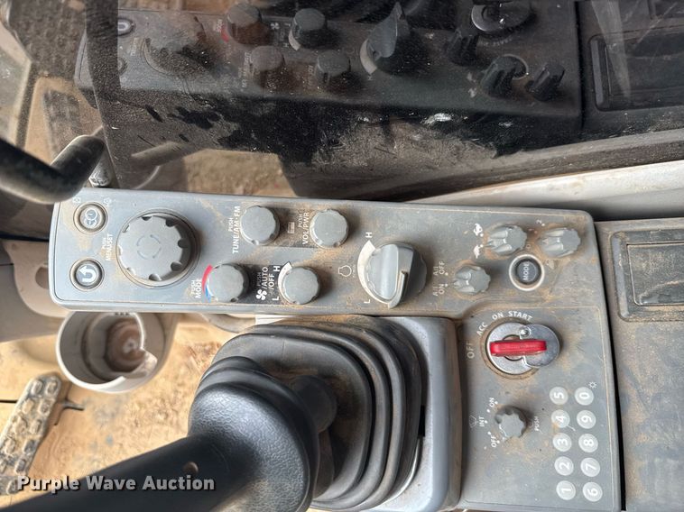 image for item YA0438 2019 John Deere 75G excavator