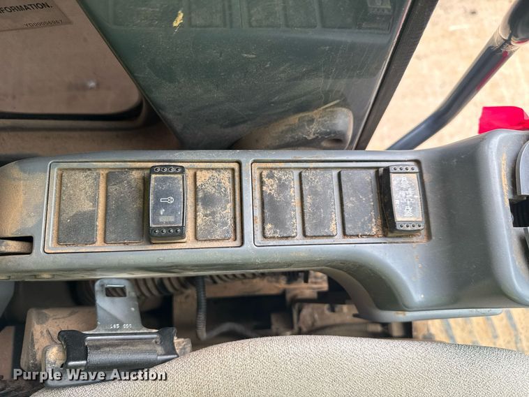 image for item YA0438 2019 John Deere 75G excavator