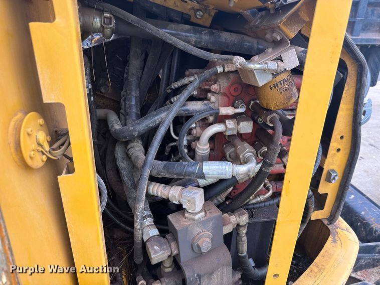 image for item YA0438 2019 John Deere 75G excavator