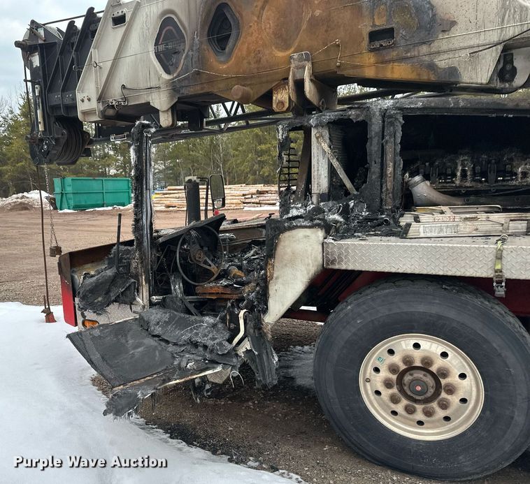 image for item YA0449 1996 Link Belt HTC8670 crane