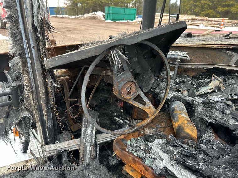 image for item YA0449 1996 Link Belt HTC8670 crane