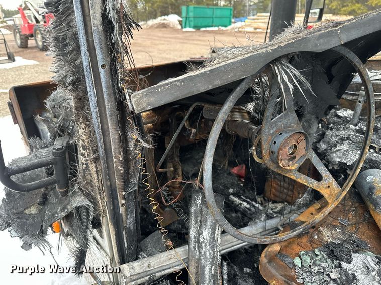 image for item YA0449 1996 Link Belt HTC8670 crane