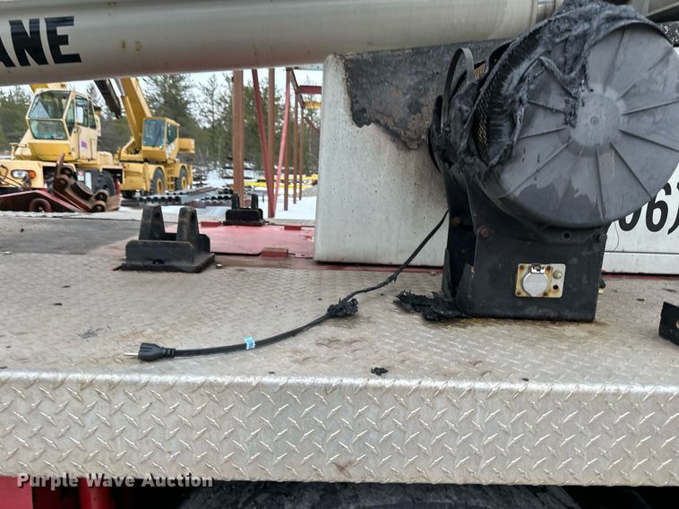 image for item YA0449 1996 Link Belt HTC8670 crane