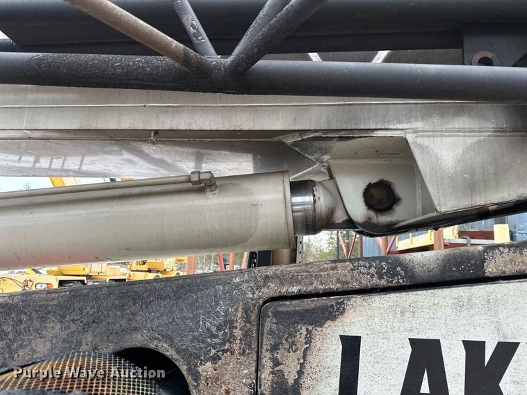 image for item YA0449 1996 Link Belt HTC8670 crane