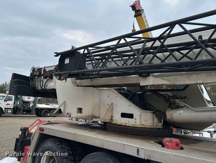 image for item YA0449 1996 Link Belt HTC8670 crane