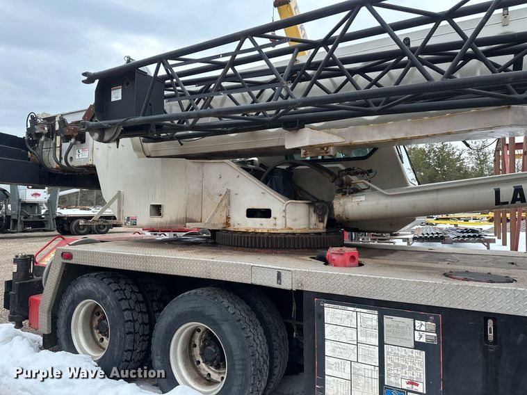 image for item YA0449 1996 Link Belt HTC8670 crane