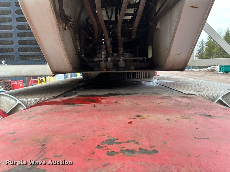 image for item YA0449 1996 Link Belt HTC8670 crane