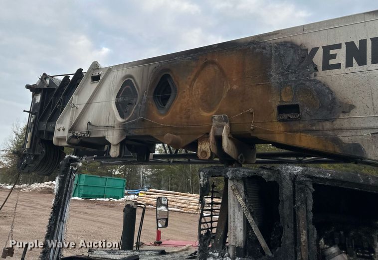 image for item YA0449 1996 Link Belt HTC8670 crane