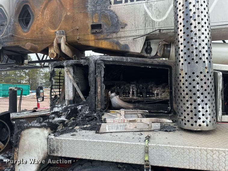 image for item YA0449 1996 Link Belt HTC8670 crane