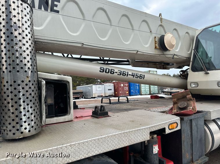 image for item YA0449 1996 Link Belt HTC8670 crane