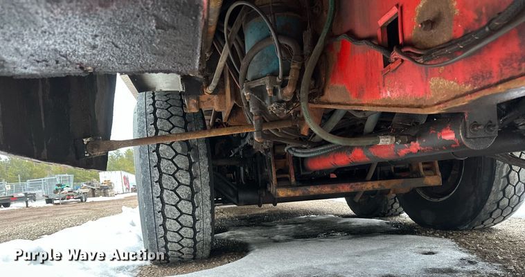 image for item YA0449 1996 Link Belt HTC8670 crane